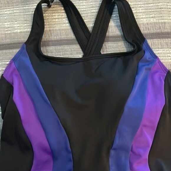 Land's End Black Purple Racerback Swimsuit Size 8L EUC #M-340 - Picture 5 of 5